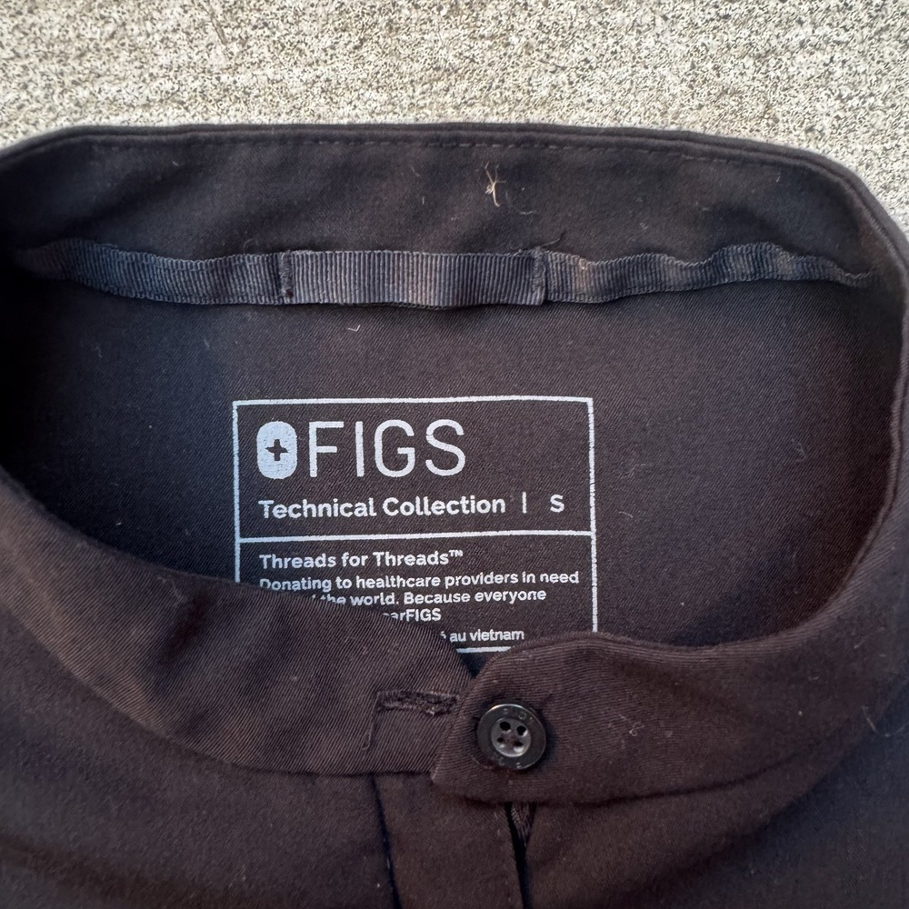 Figs Black Medical Scrub Top - Picture 4 of 6